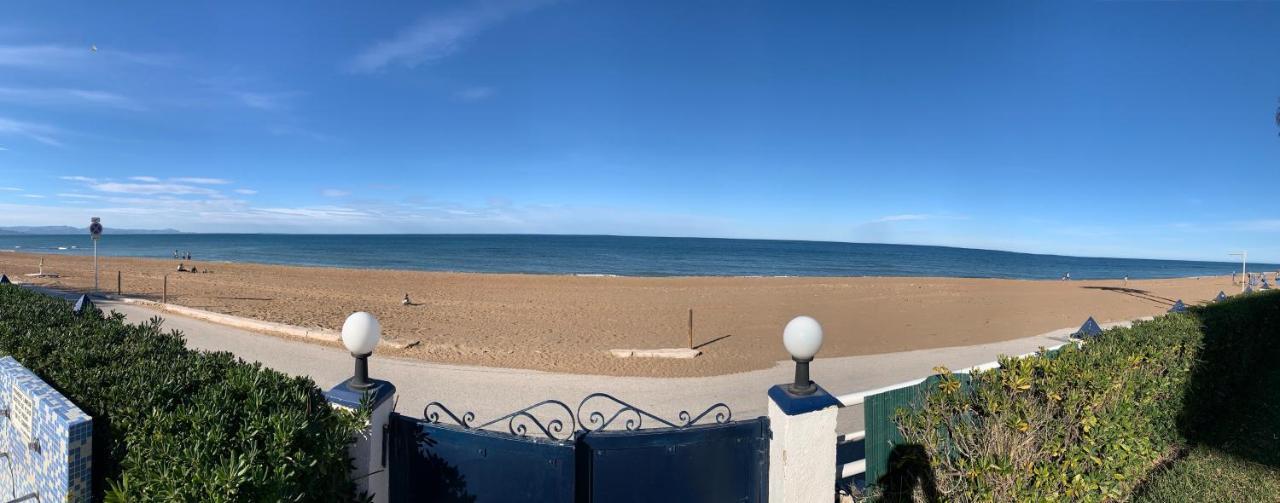 Apartamento Denia Playa Екстериор снимка